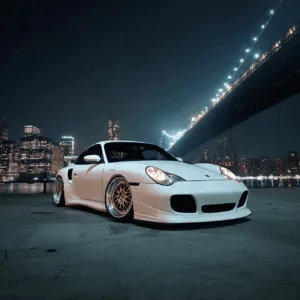MK Bernardino: influenciador com Porsche que atropelou motociclista em São Paulo