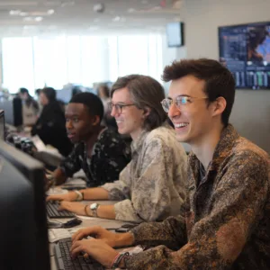 Desenvolvedor(a) Java Júnior Remoto: Por Que a Oportunidade da DB1 se Destaca no Mercado de Tecnologia