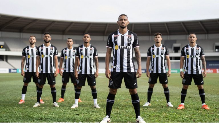 Vitória enfrenta o Atlético-PR com elenco renovado e miras nas cabeças de chave
